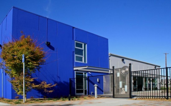 IDeAs Z2 Design Facility Entry Elevation. San Jose, California. (Photo by IDeAs)